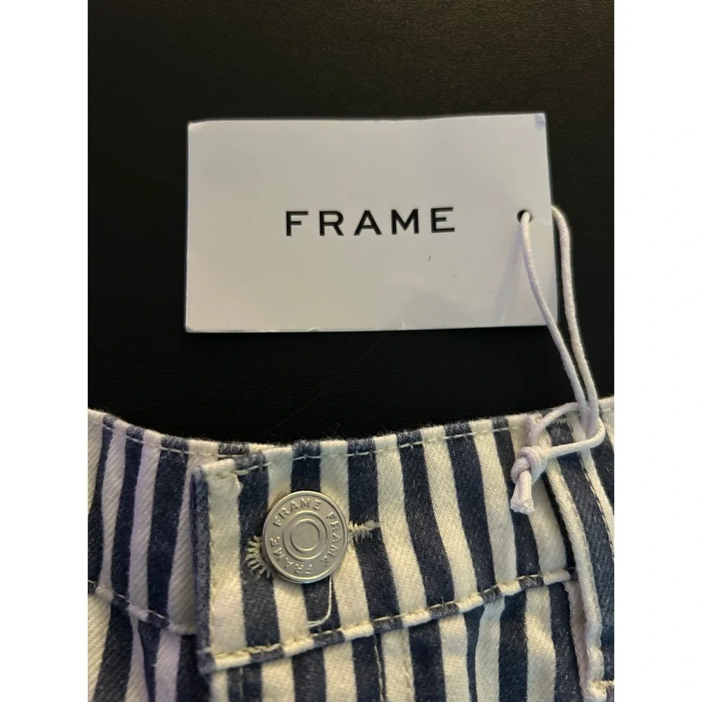 FRAME The Vintage Relaxed Short Seaport Stripe Navy White Denim Size 27 (1219)